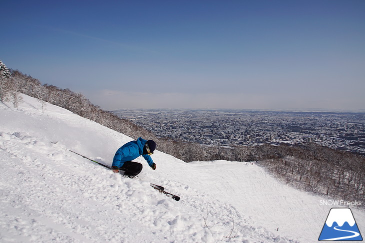 札幌藻岩山スキー場 『青空』が最高に似合うゲレンデ☆